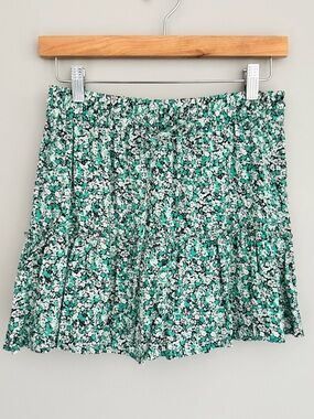 Zara floral green flowy skort